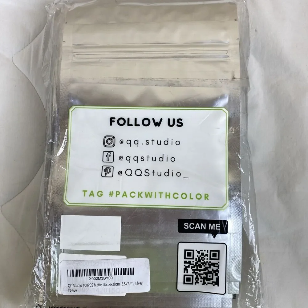 QQ Studio 100PCS Double Sided Matte Silver Stand-Up Resealable 5.5X7.9 Bags